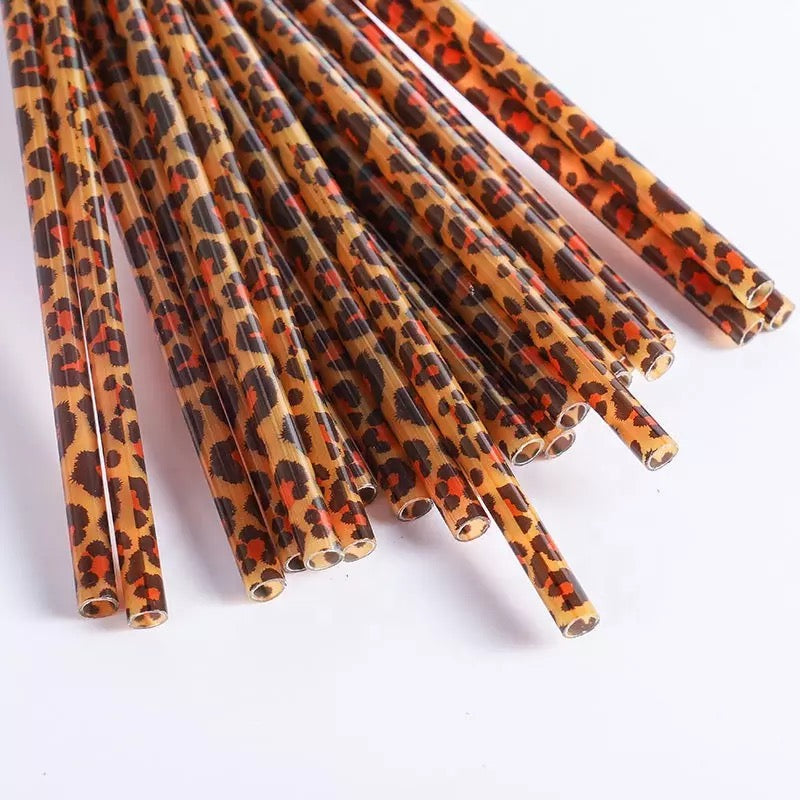 Hard plastic brown leopard print straws